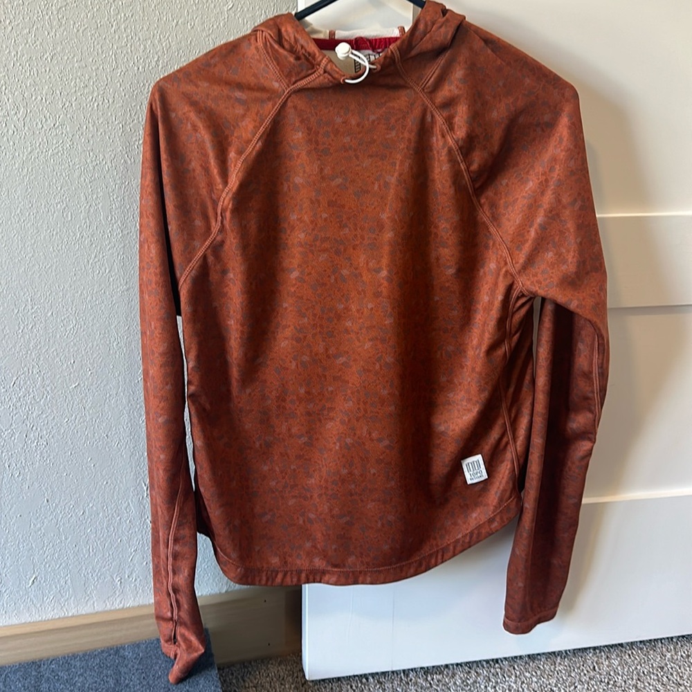 Women’s topo river run LS hooded top